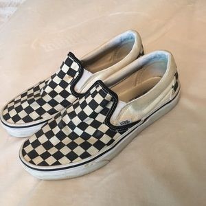 checkered vans